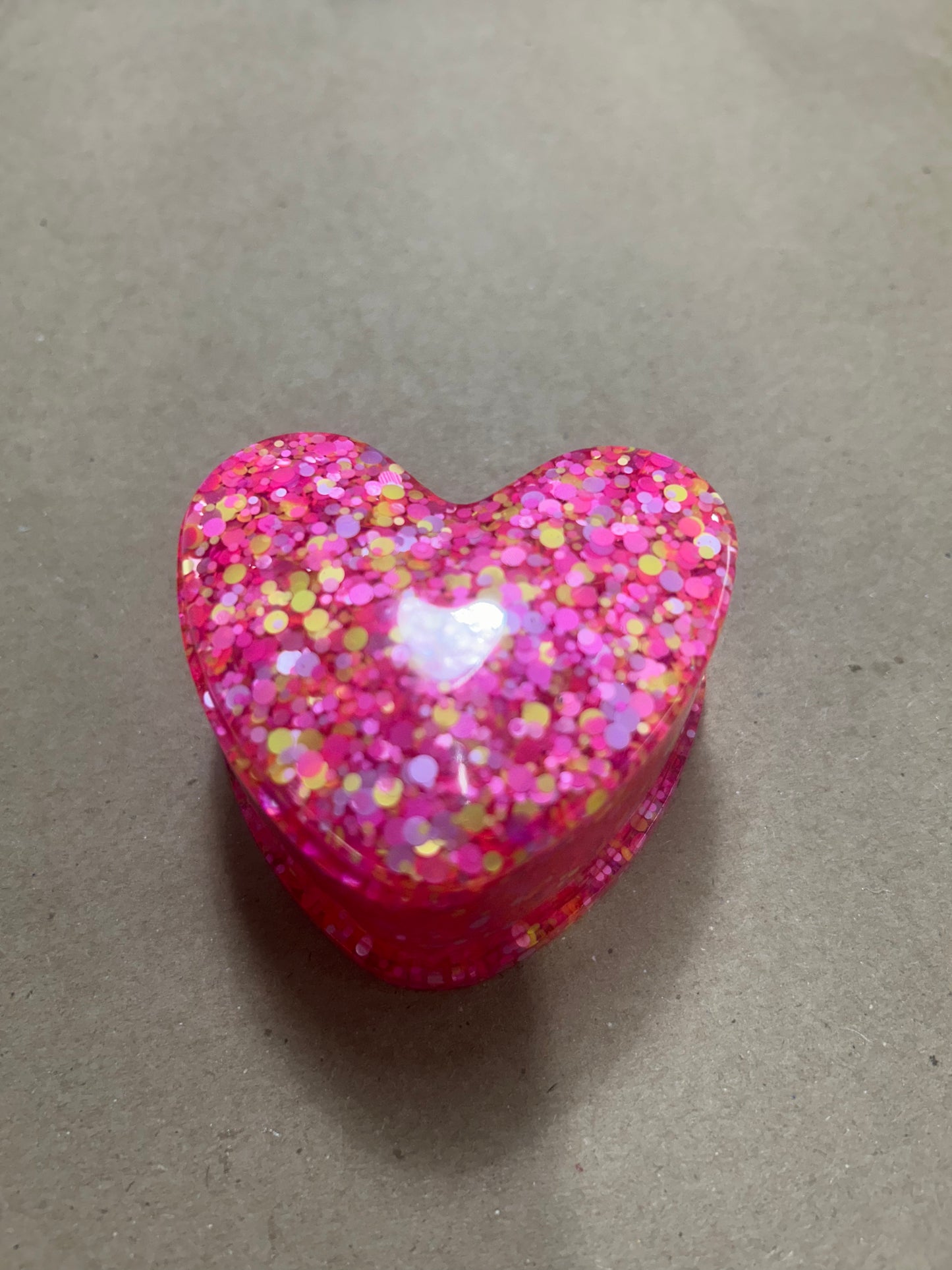 #92 pink dot heart trinket box