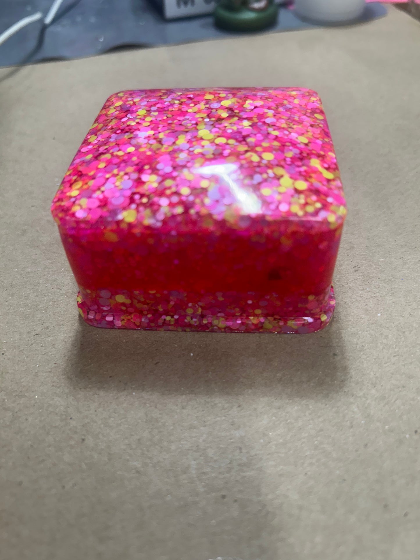 #91 Pink Dots trinket box