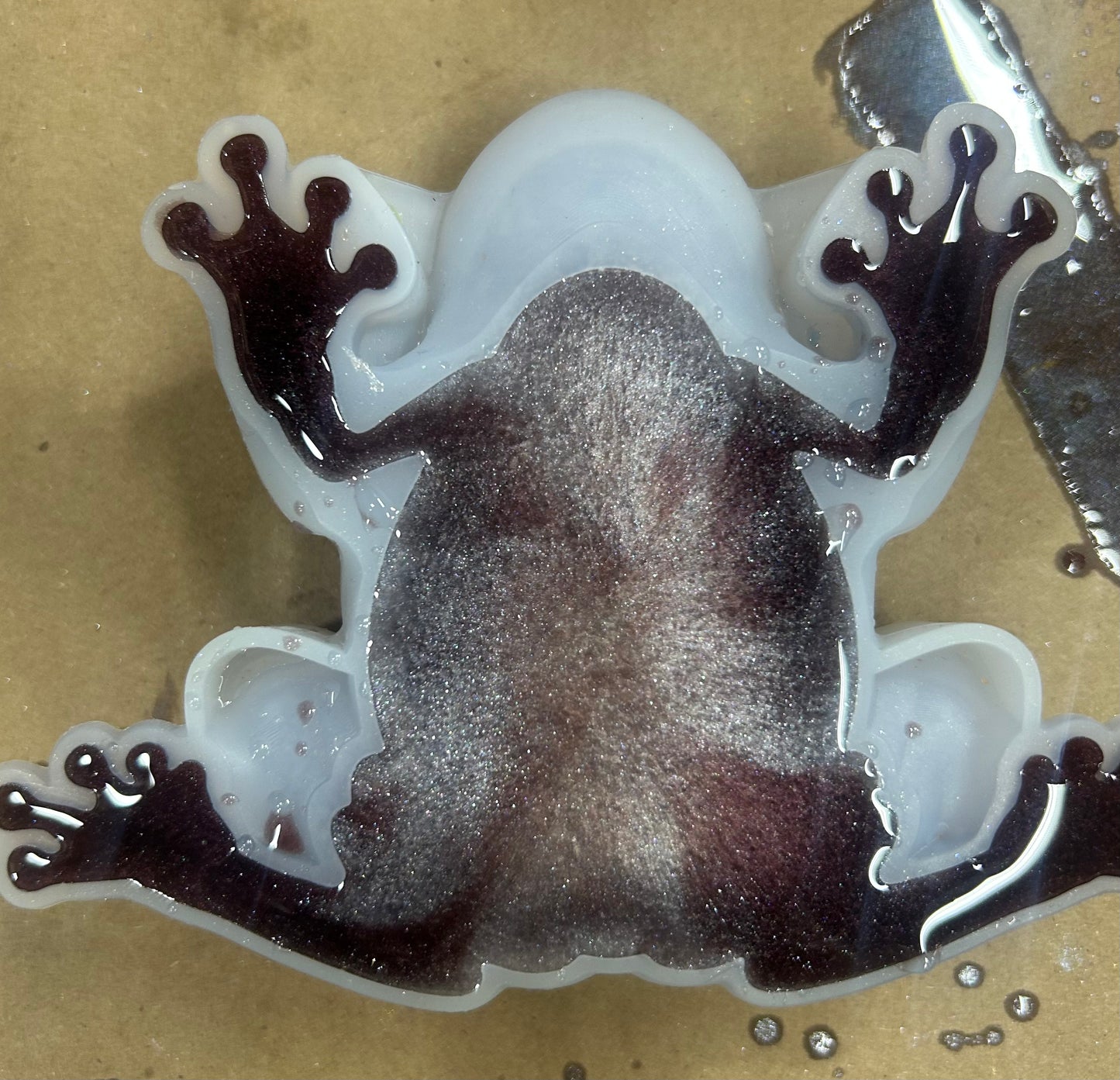 Wine colored Frog (Linda)