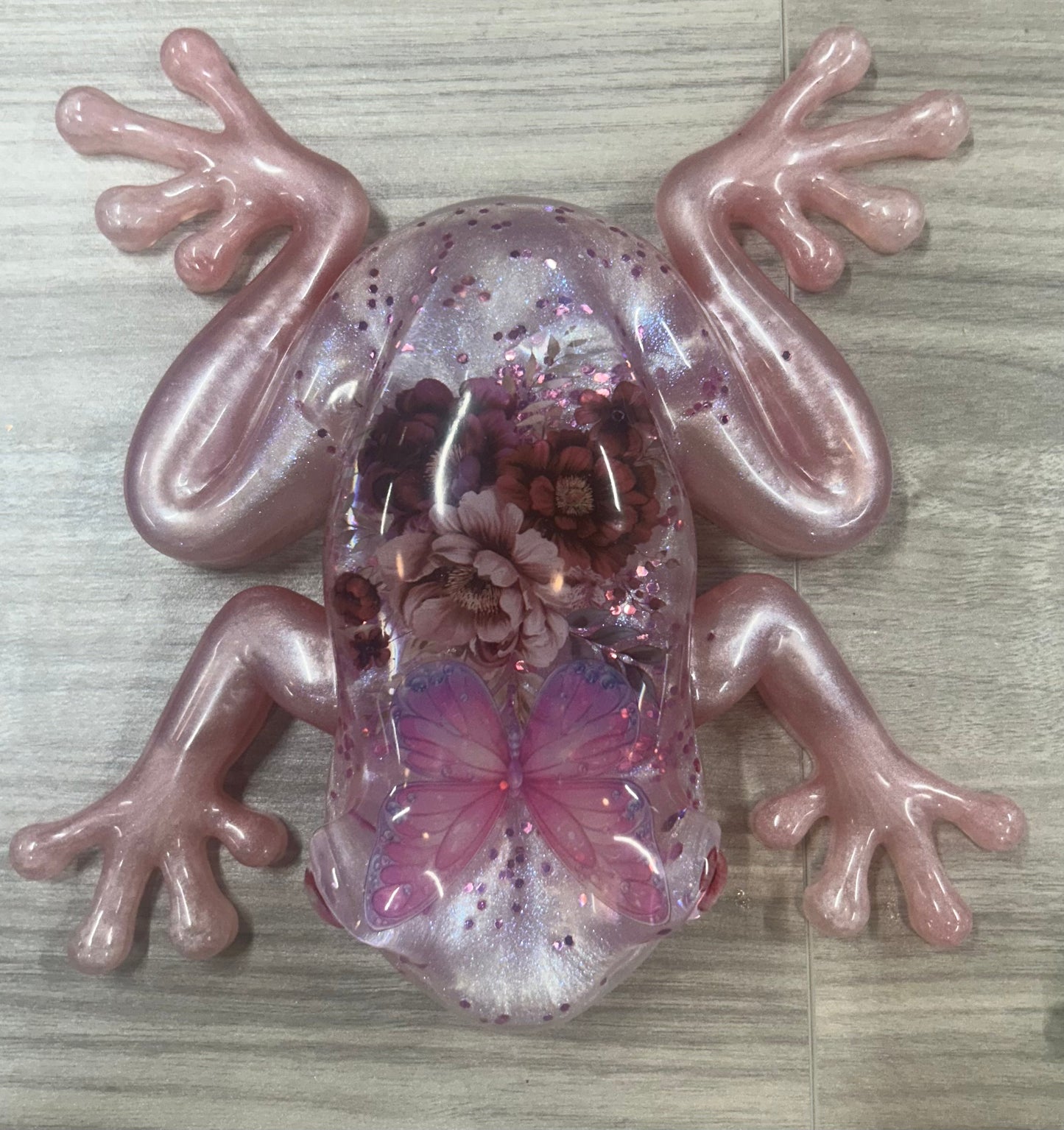 #81 giant frog (Pink/Purples)