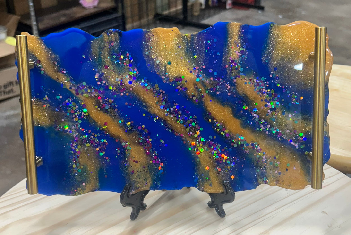Resin tray