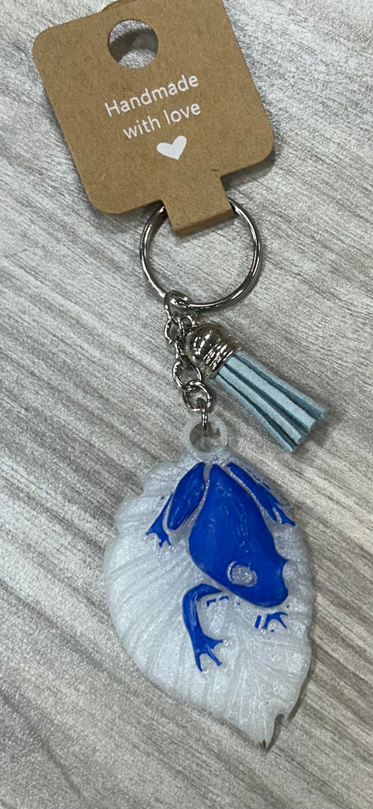 frog on a leaf key chain