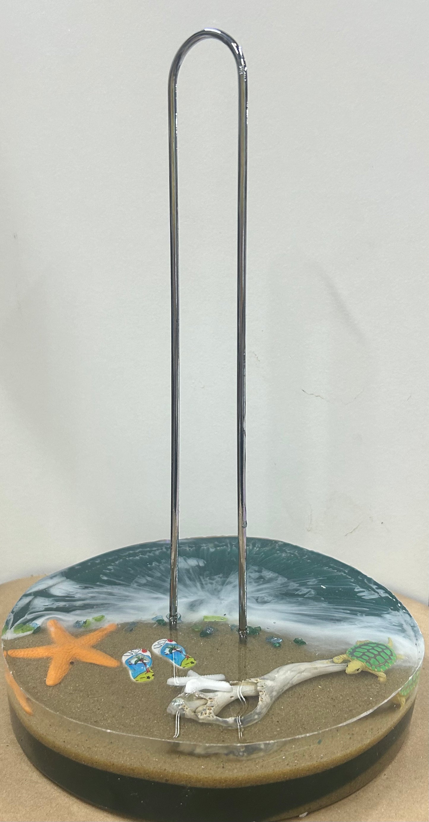 beach themed paper towel holder ( Lisa H)