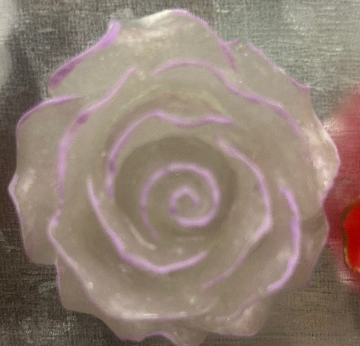 Rose magnet