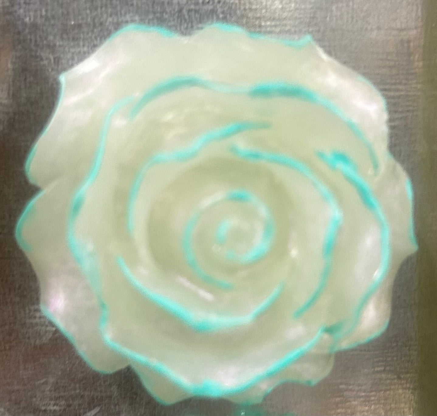 Rose magnet