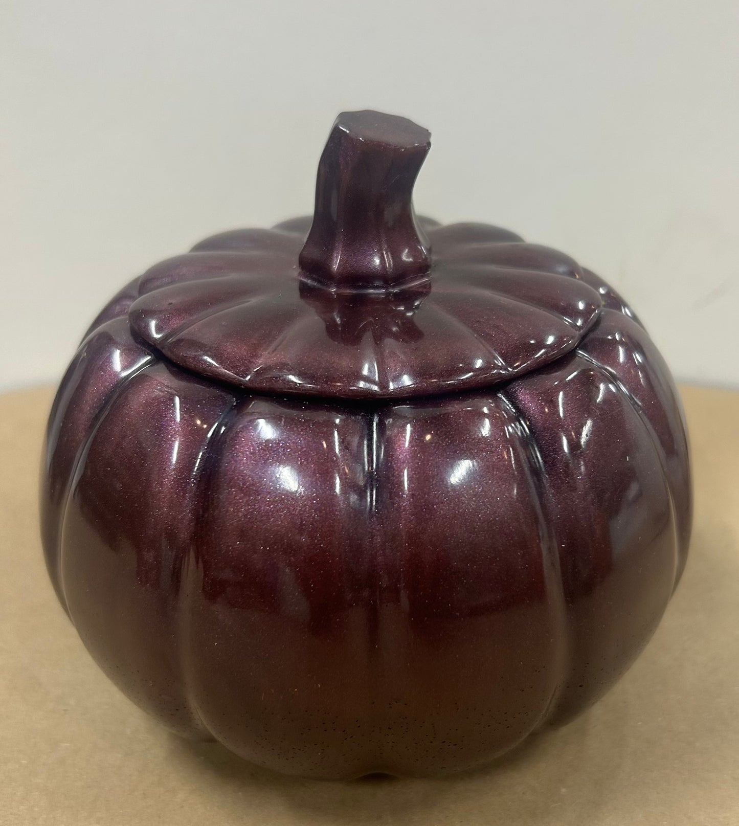 Burgundy Large pumpkin