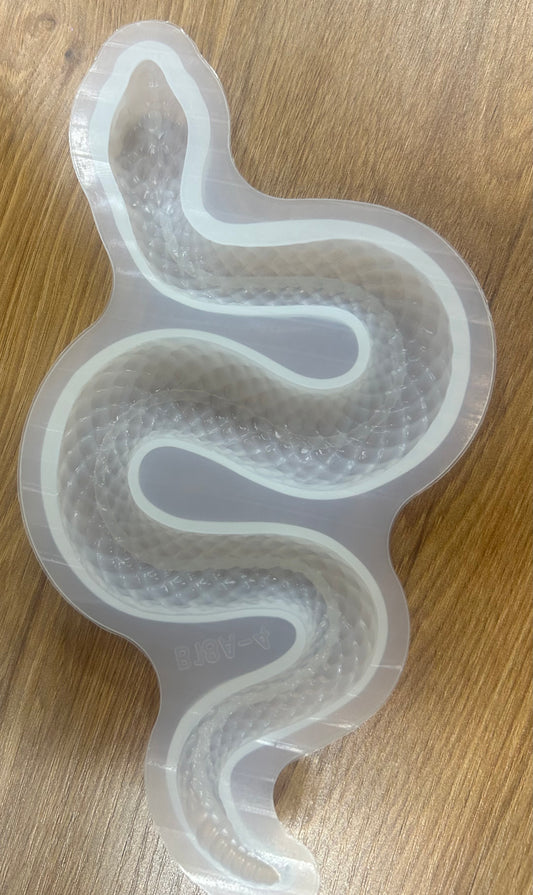 resin Snake