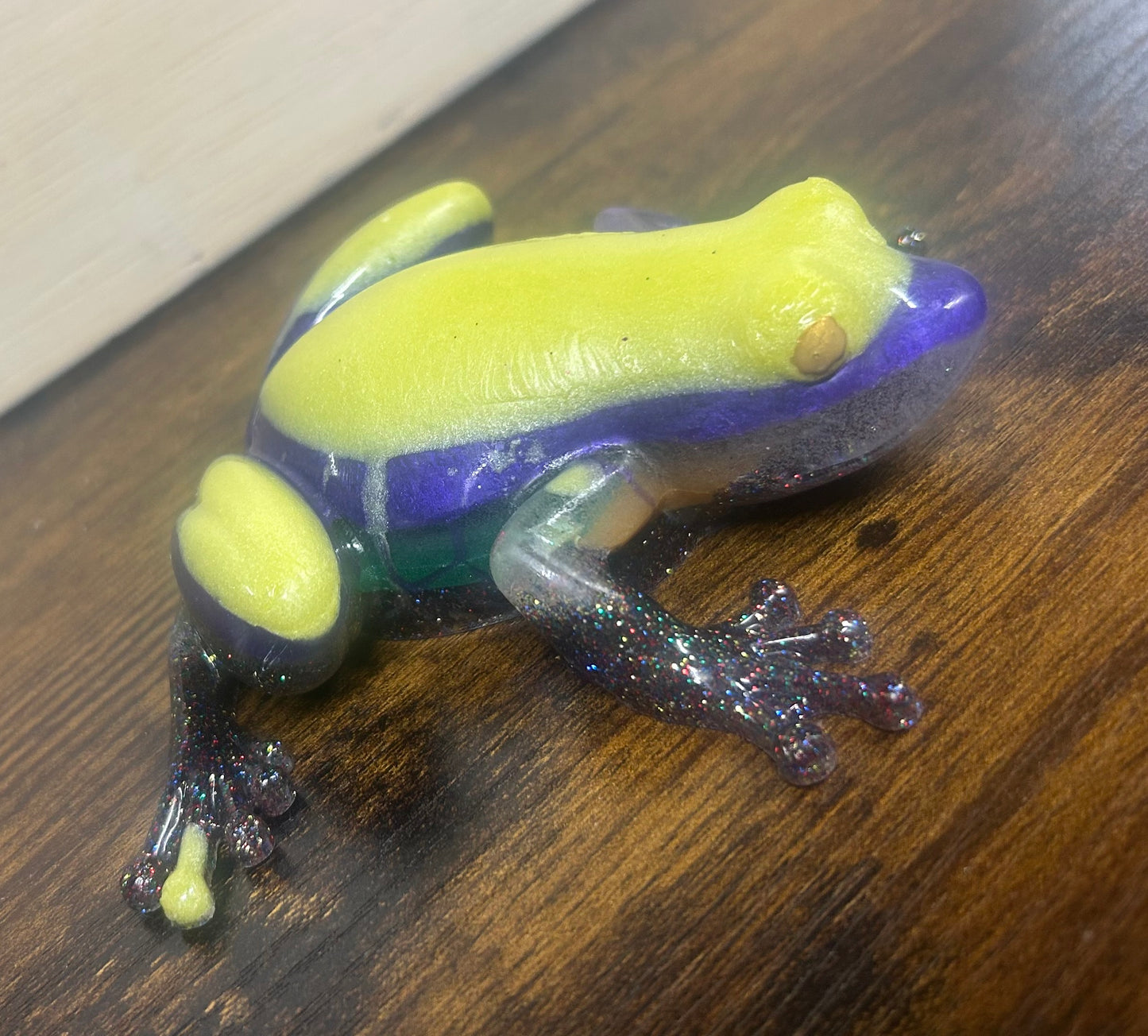 Resin Glow Frog