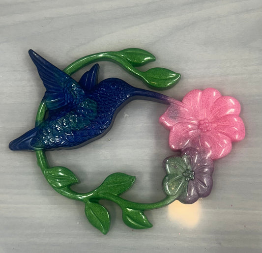 # 1 Humming bird with a flower (Approx 4x6 inches)