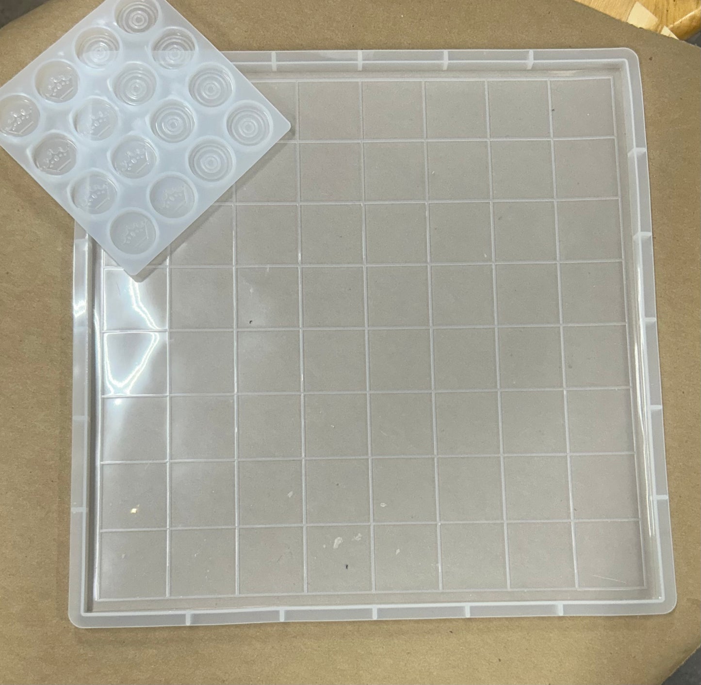 checker board set with checkers