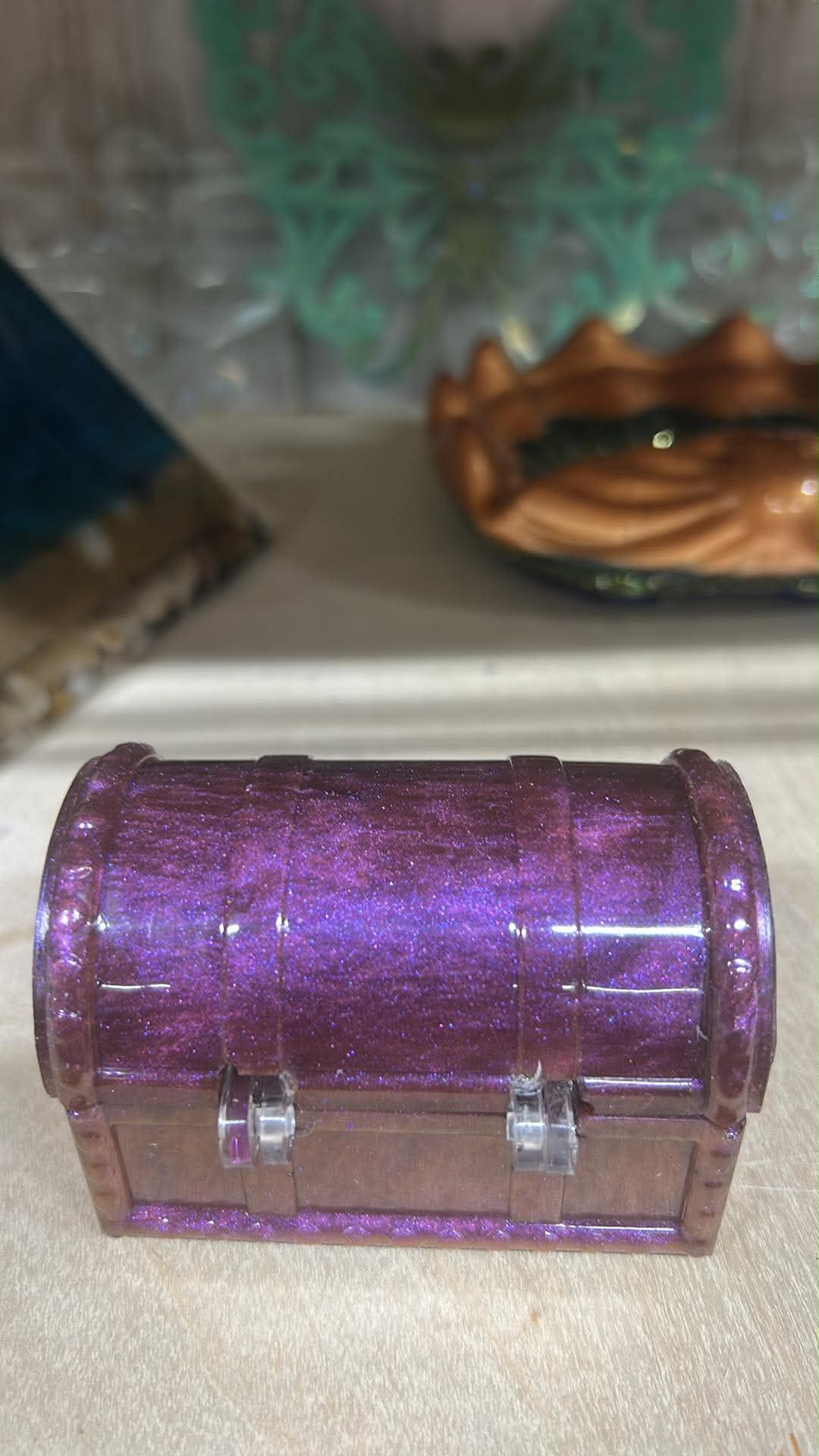 treasure chest (Boy and girl)